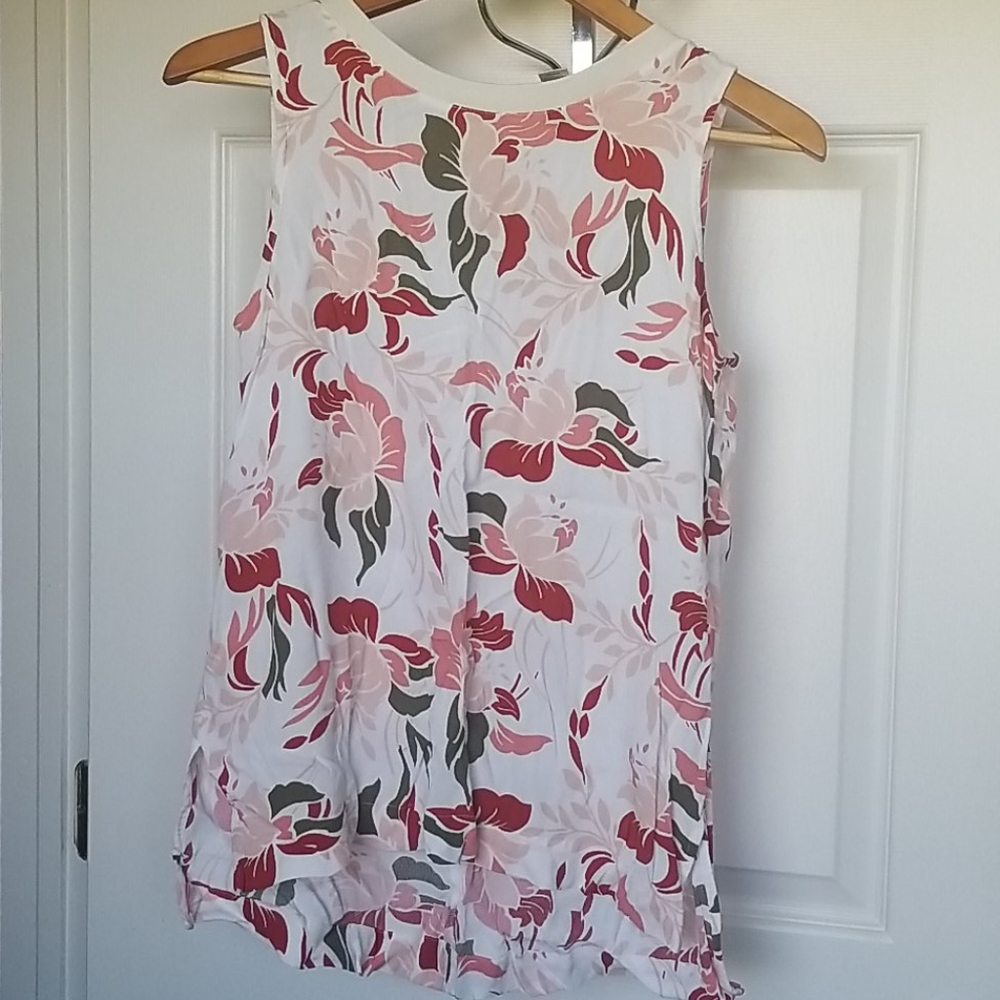 LOFT OUTLET drapey sleeveless floral hi-lo top